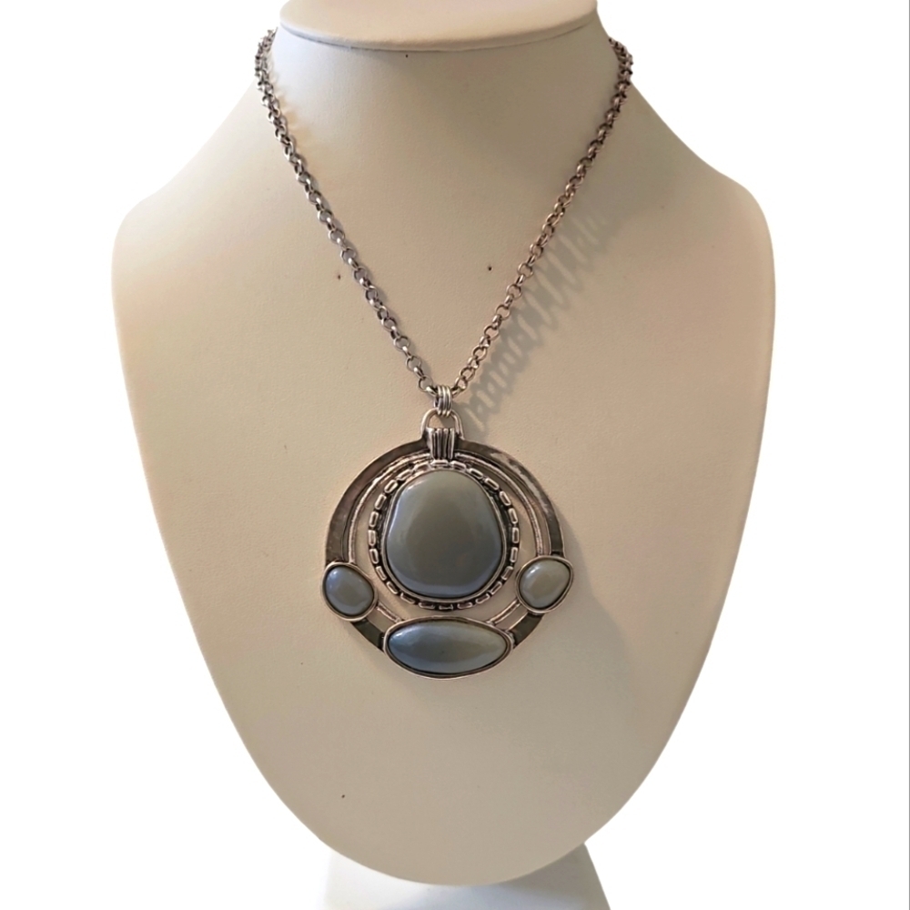 Chico's Louisa Pendant Necklace